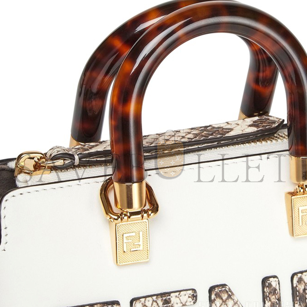 F**di by the way boston mini handbag 8bs067ahn5f1ju5 (20*12*9cm)